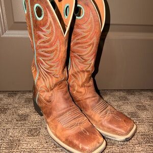 Ariat Boots with Turquoise Accent